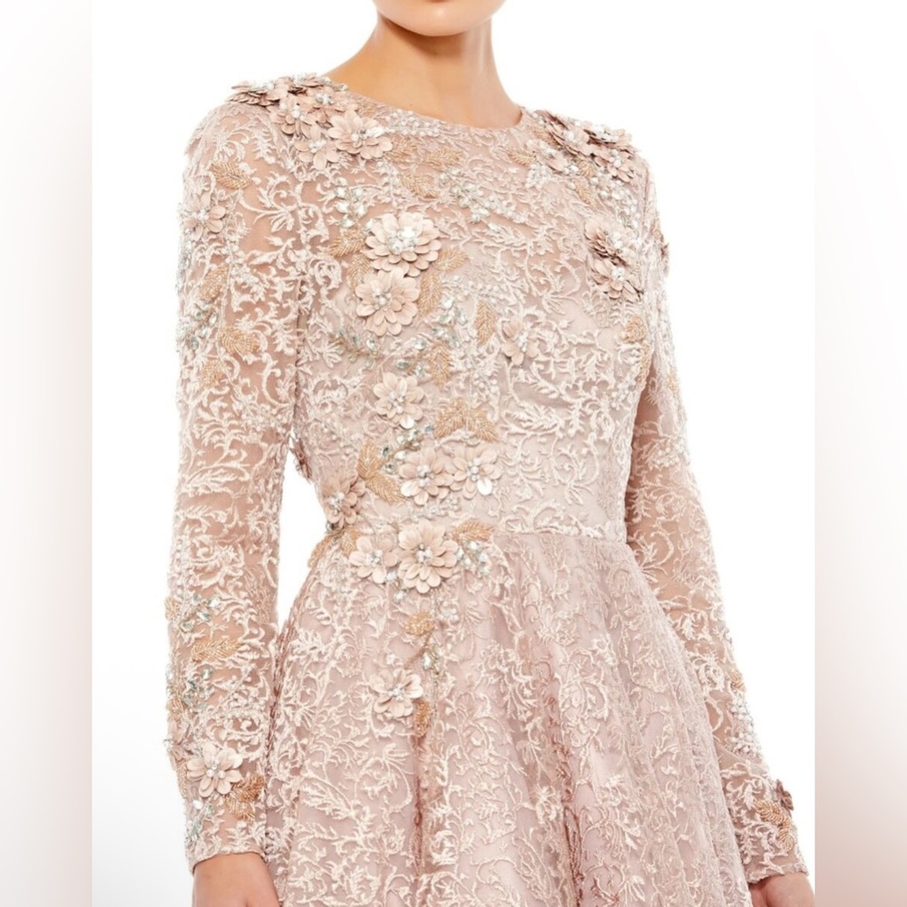 NWT- Mac Duggal Elegant Lace Evening Gown in Blush Pink - Picture 6 of 6